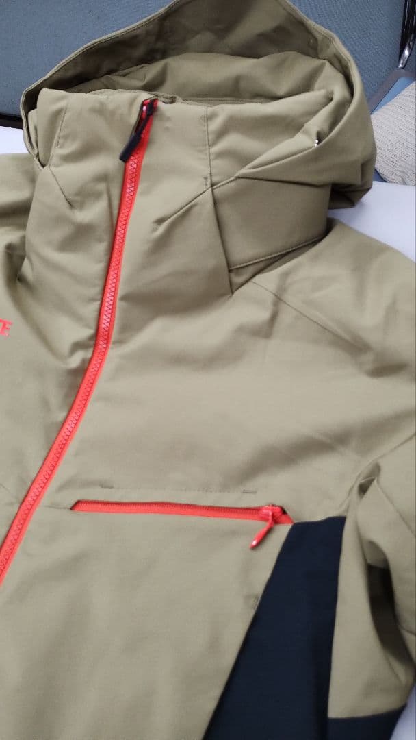 デサント　ジャケット　 サイズM