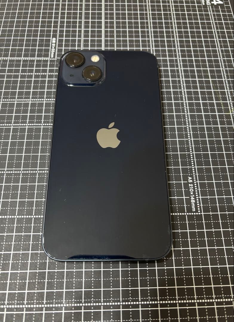 ※tomo　iPhone13 128GB スターライト　SIMフリー　箱付