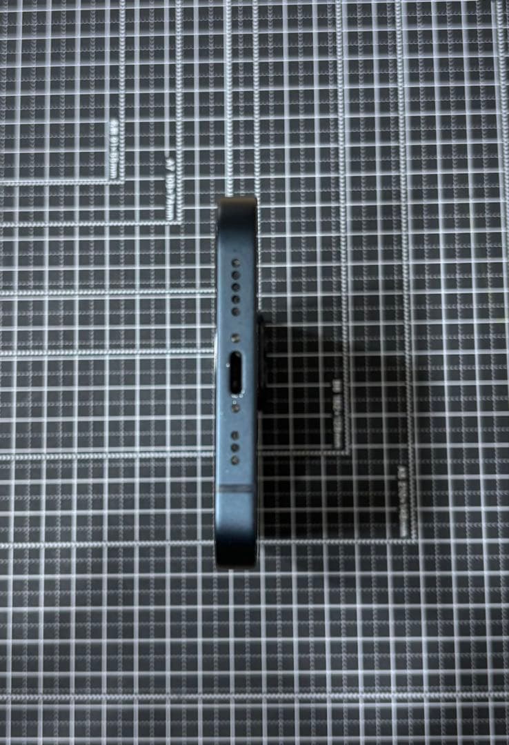 ※tomo　iPhone13 128GB スターライト　SIMフリー　箱付