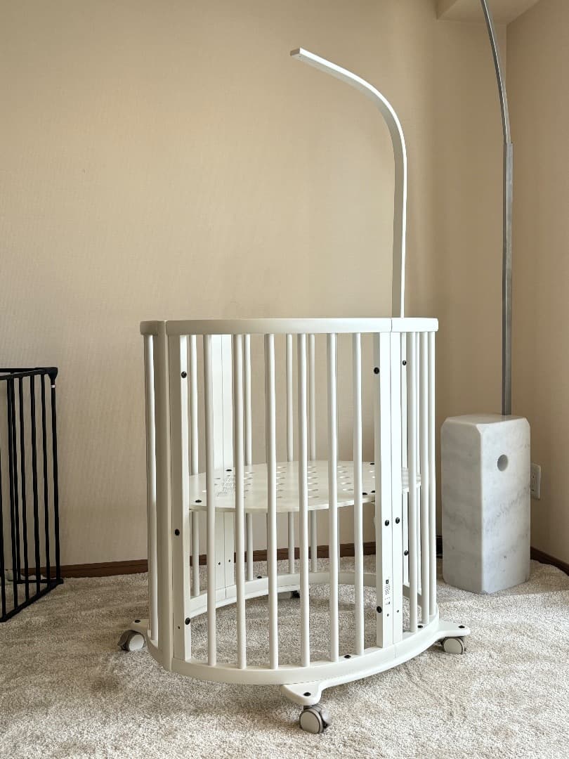 Ruru　美品 STOKKEストッケ ミニベット スリーピーベット