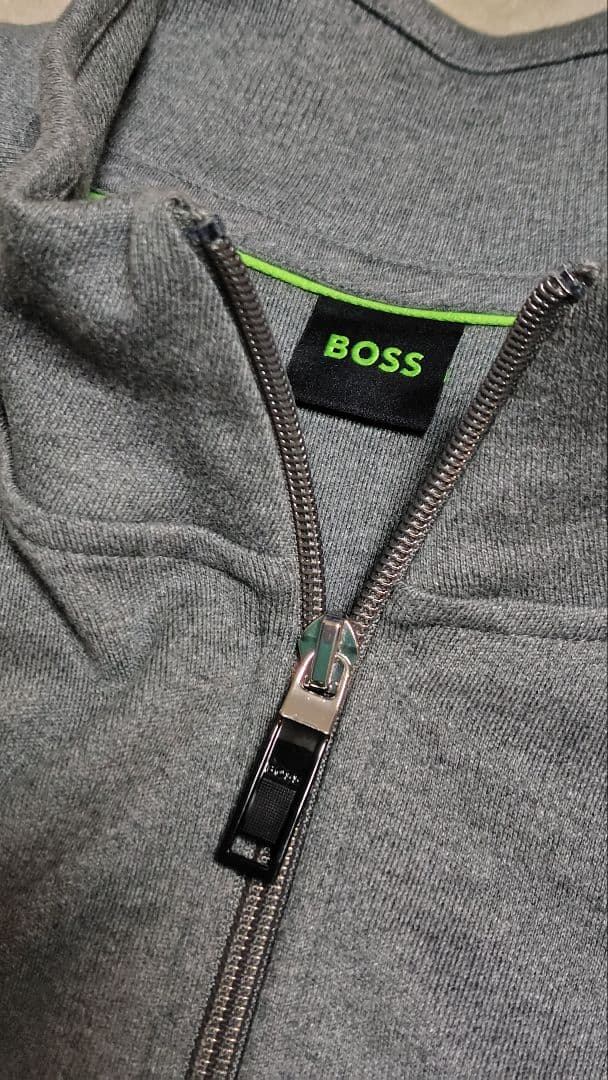ヒューゴBOSS　トラッカージャケット　超美品