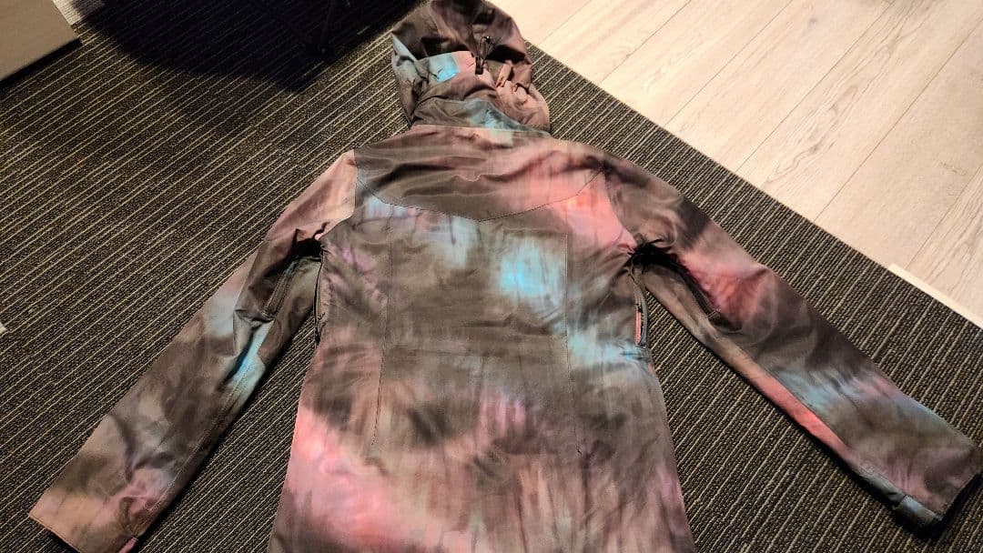 レディース　ボルコム　VOLCOM タイダイ スノーボードウェア M