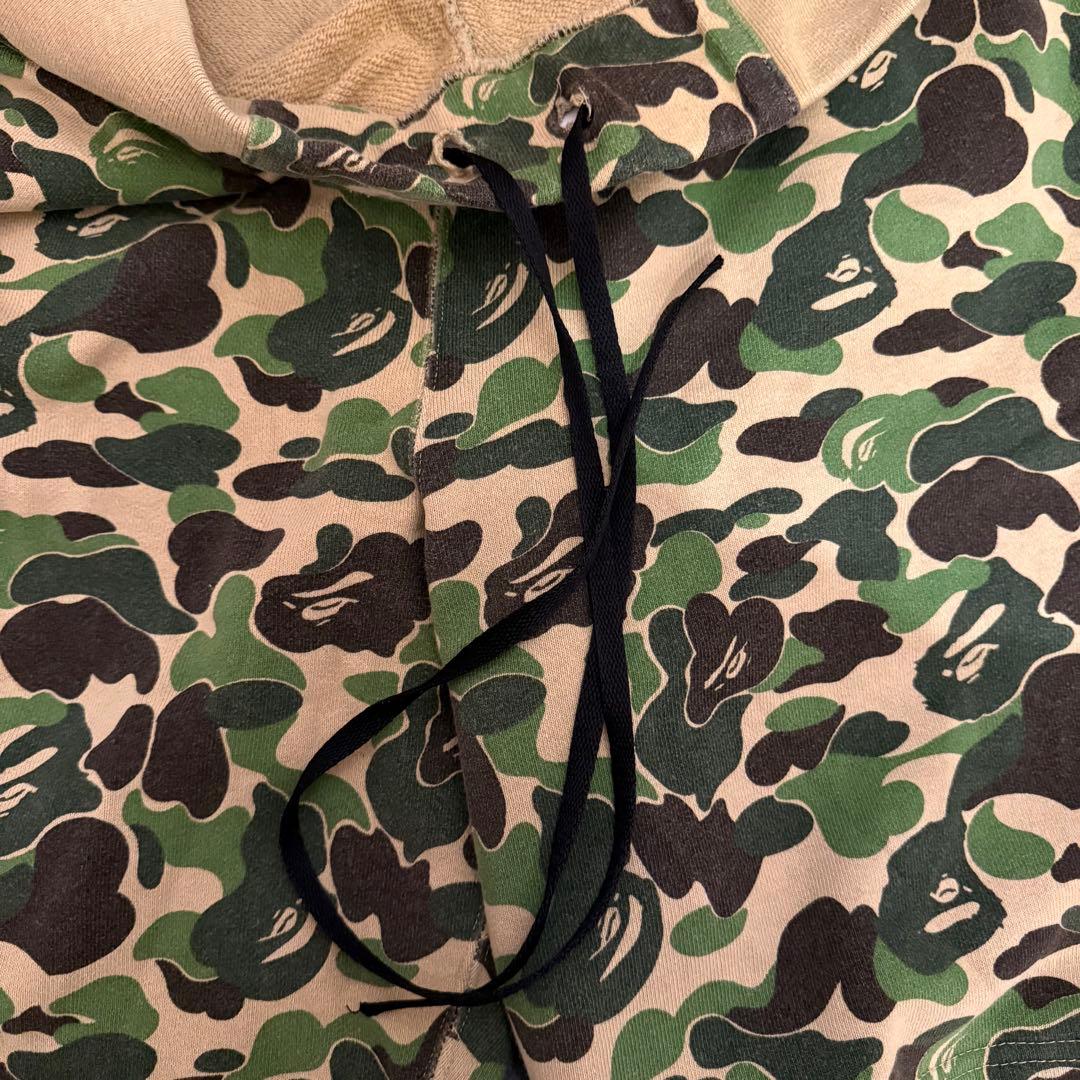 A BATHING APE  アベイシングエイプ　ハーフパンツ　カモフラ