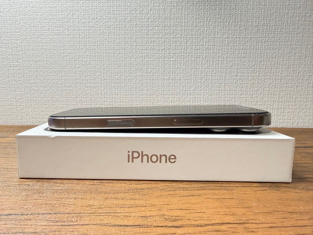 周*平様 Apple iPhone 16 Pro ナチュラルチタニウム　 本体
