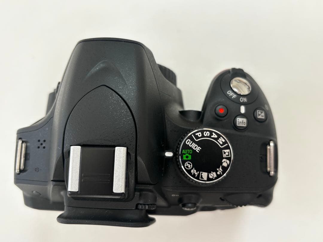 Nikon D3200 ニコン 一眼レフカメラ　ダブルズームレンズキット