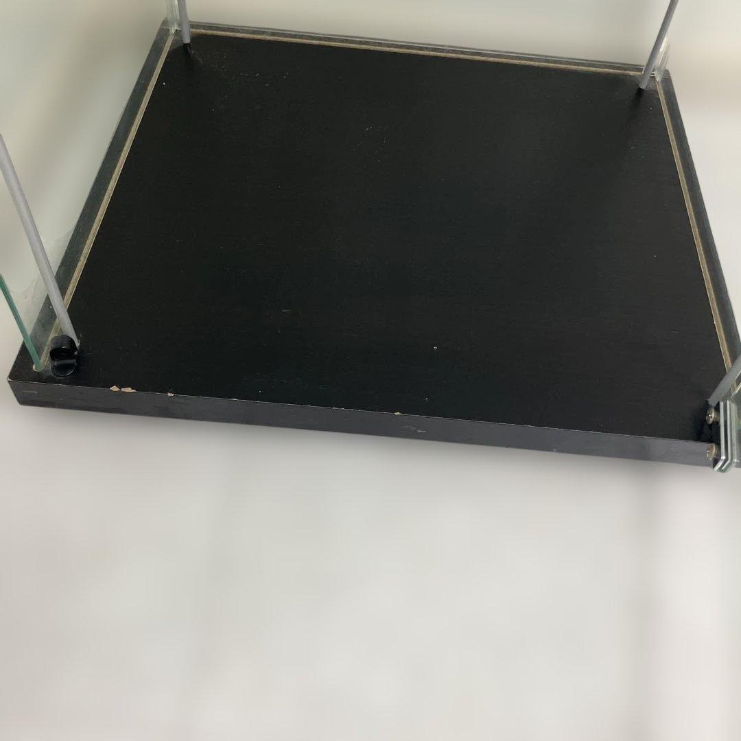 IKEA デトルフ　ガラスケース 透明