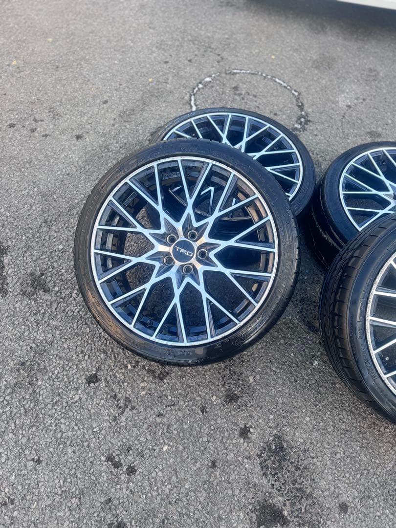 e*n様 TRD 18インチ」アルミホイール TF9 18×7.5J +48 プ