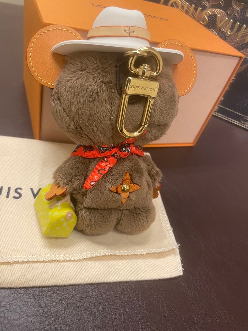 LOUIS VUITTON バッグチャーム・LV ルイ ベア
