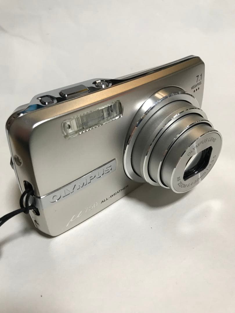✨極美品・動作品✨ OLYMPUS μ750 コンパクト デジタル カメラ