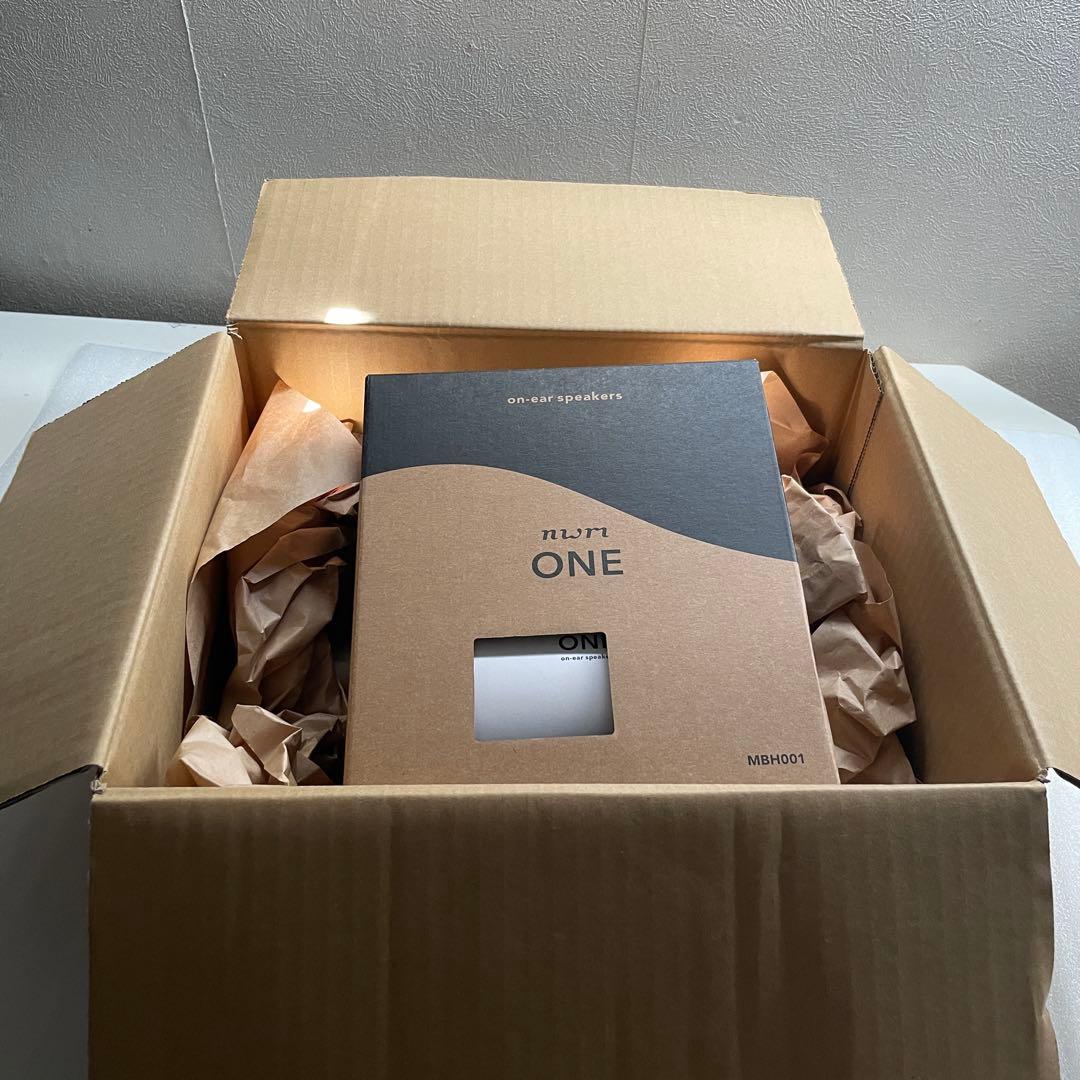 nwm ONE ワイヤレスパーソナルイヤースピーカー　MBH001