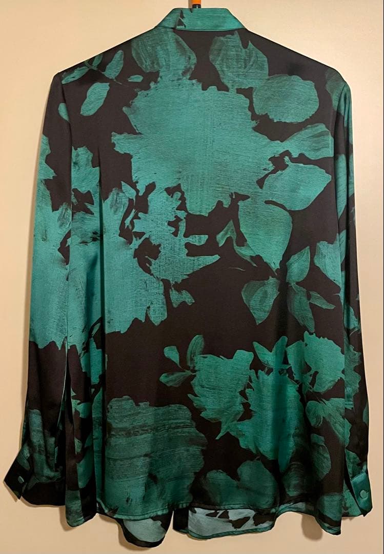 allurevilleモダンフラワーフロントフリルブラウス グリーン M