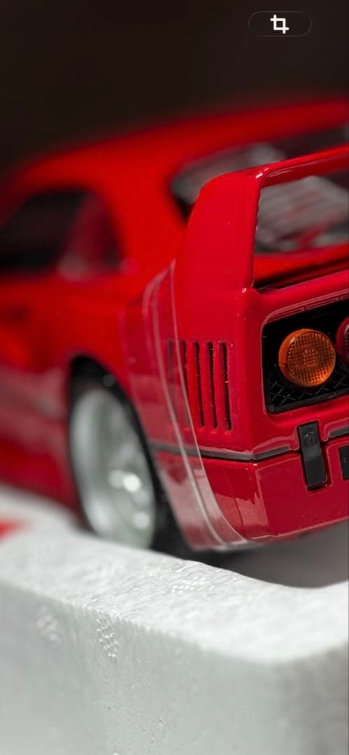 1/18 フェラーリF40