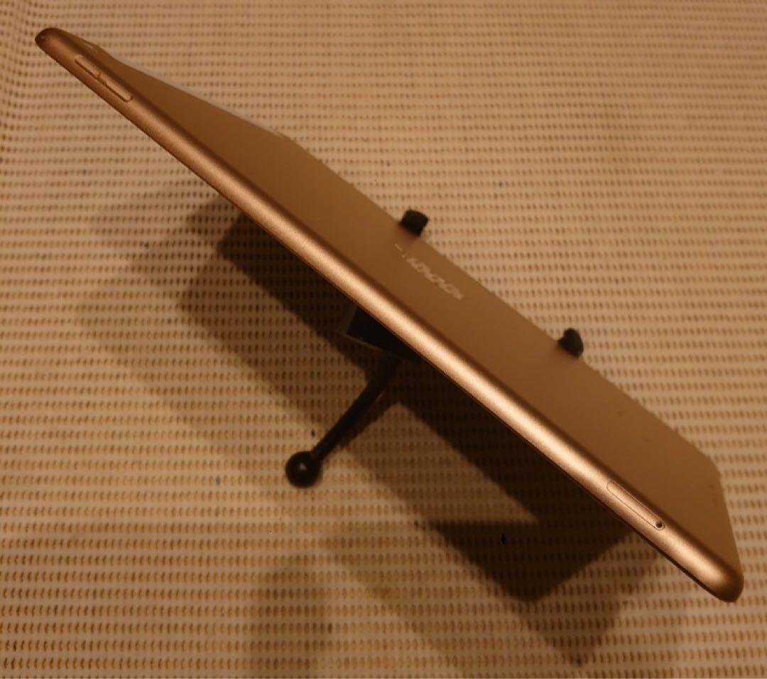 完動品SIMフリーiPad第8世代(A2429)本体32GB送料込1Q1KP