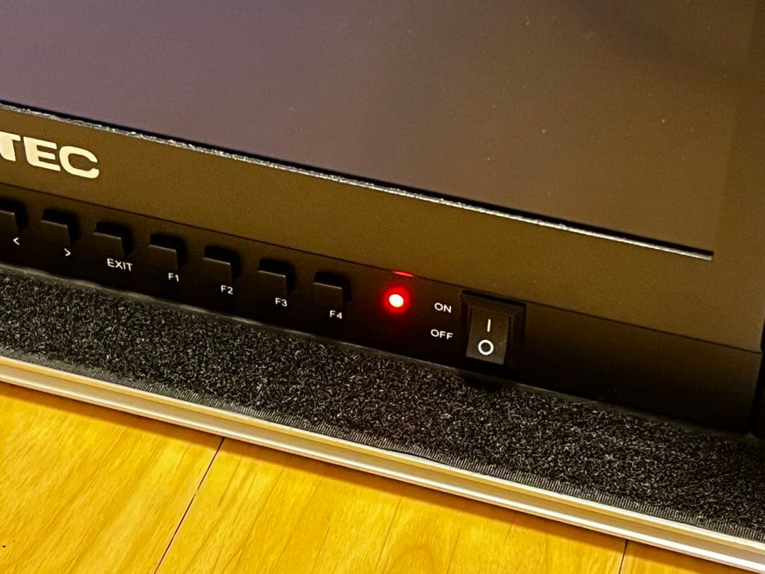 SEETEC 4Kモニター ハードケース付き　ATEM156-CO