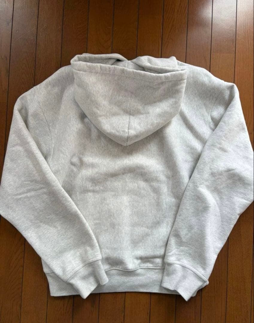 Stussyフーディー