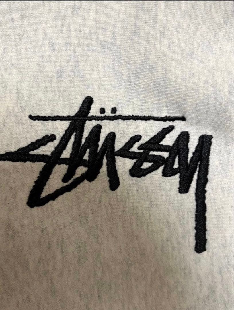 Stussyフーディー