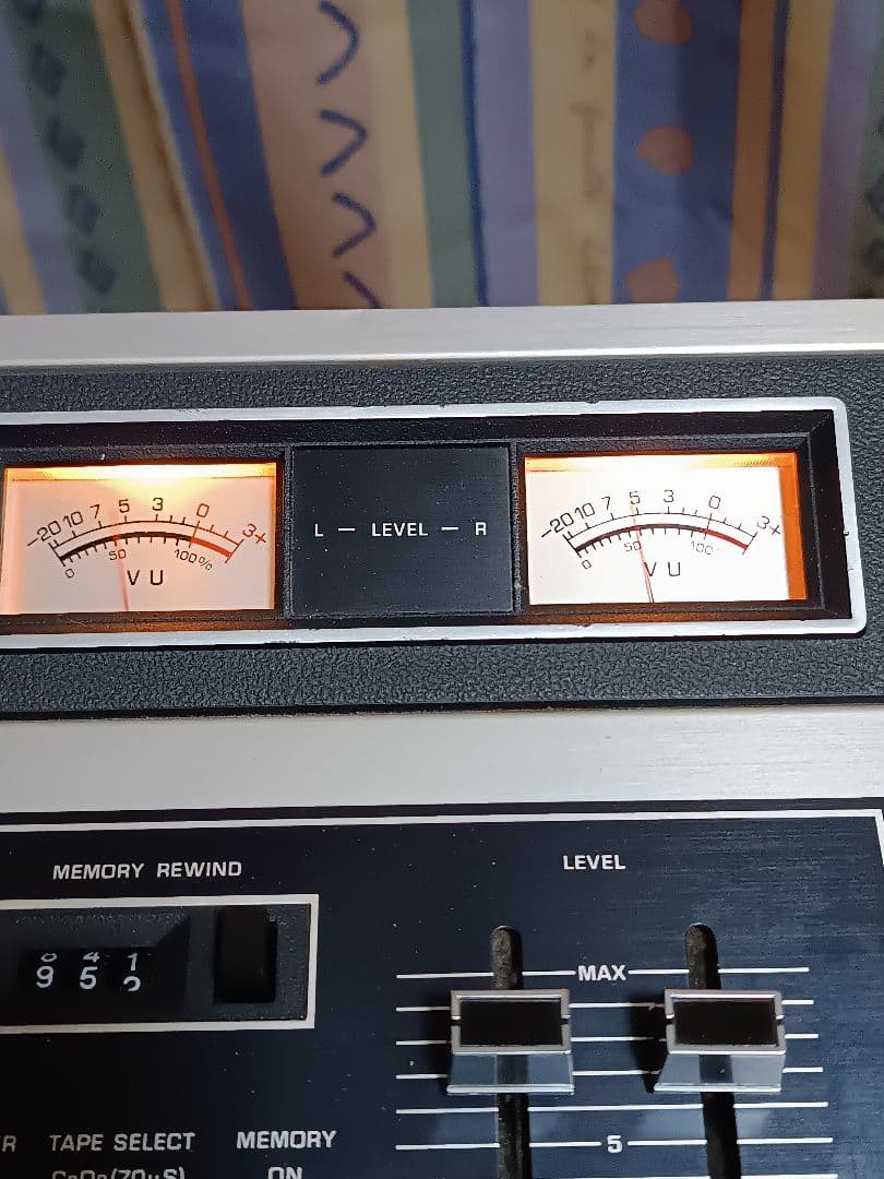 ナショナルカセットデッキ　動作品