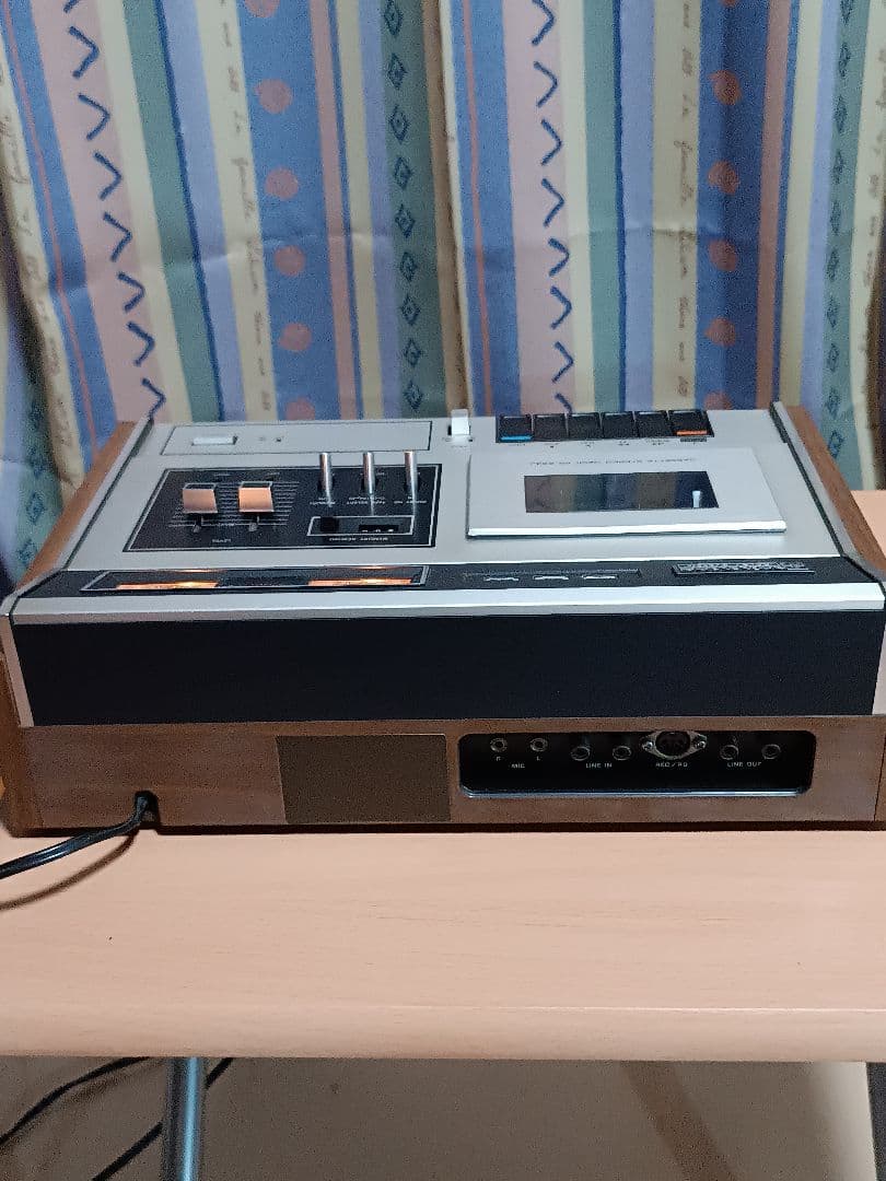 ナショナルカセットデッキ　動作品