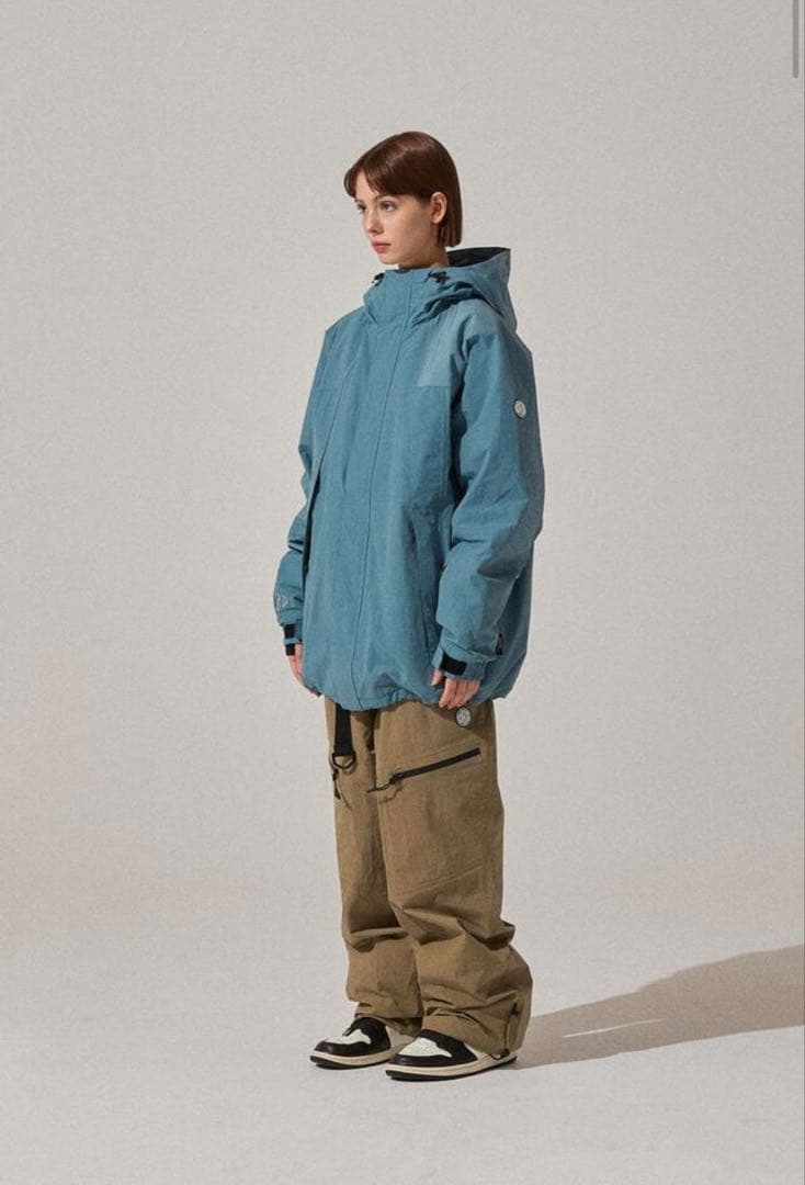 だーたん　スノーボードウェア