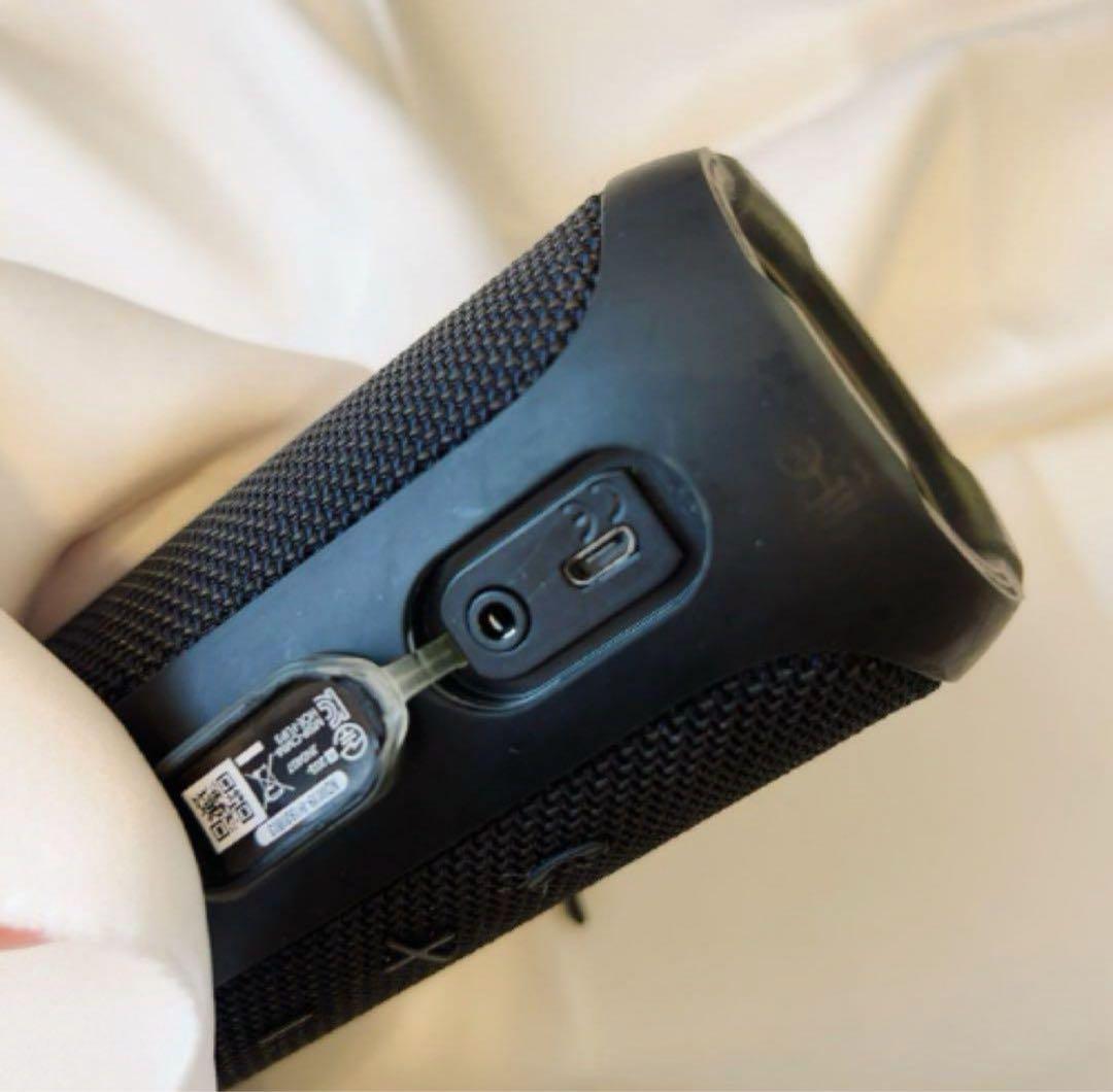 【JBL】ポータブルスピーカー Bluetooth対応 防水