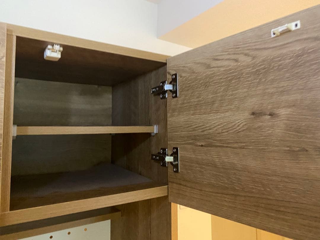 ロウヤ(大川家具)の120センチ食器棚(送料と組み立て料金込み)