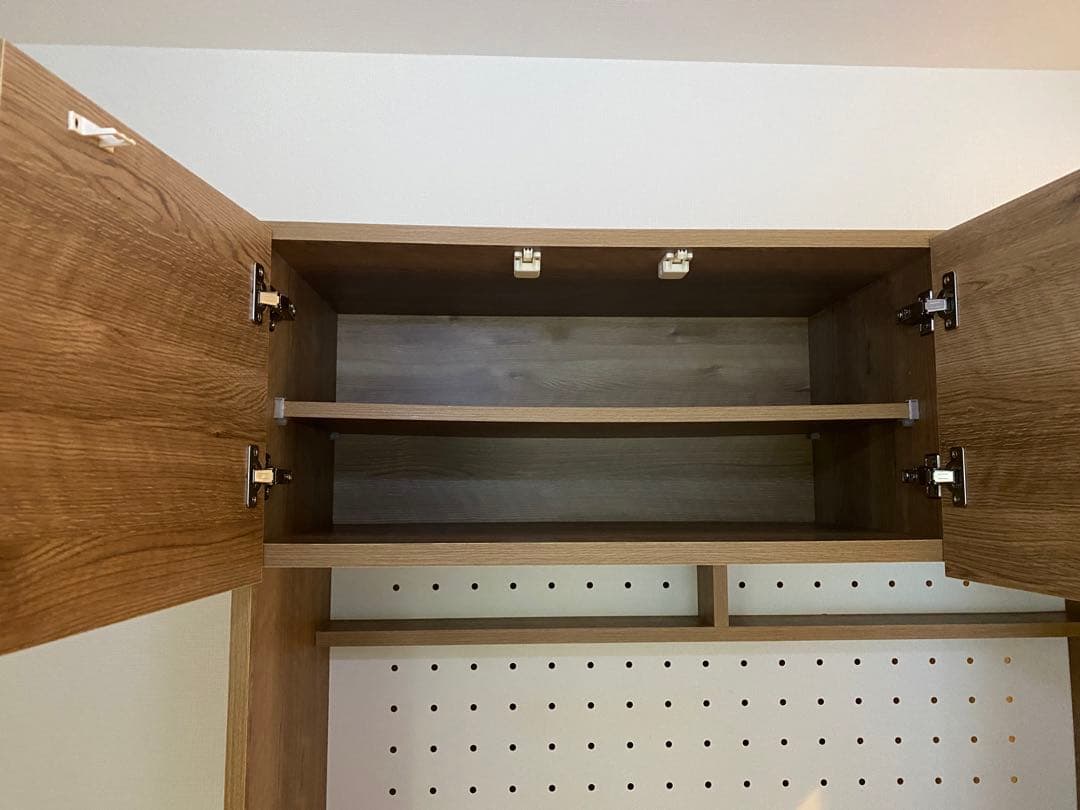 ロウヤ(大川家具)の120センチ食器棚(送料と組み立て料金込み)