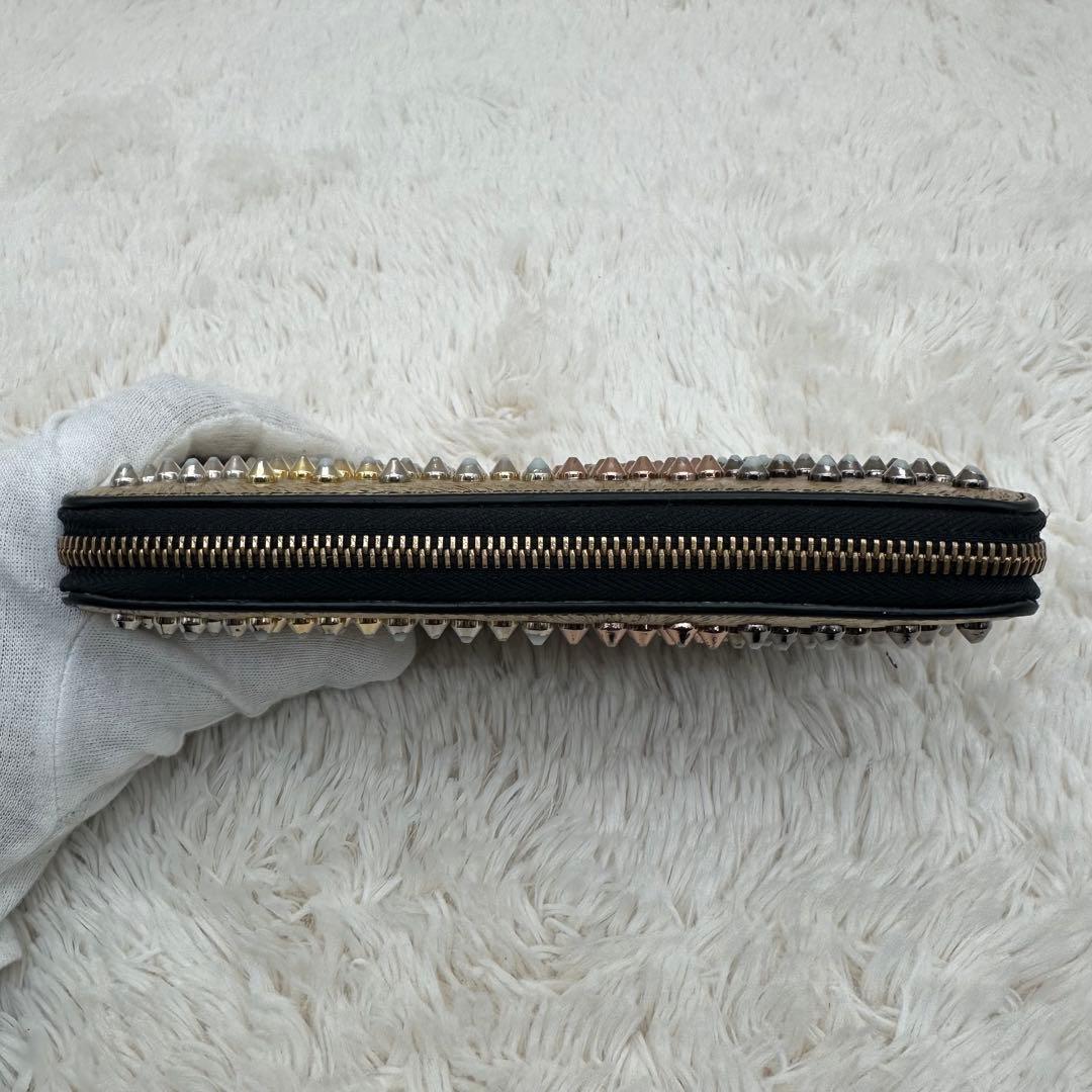 ✨人気✨ルブダン　長財布　スタッズ　パネトーネ　ラウンドジップ　マルチカラー