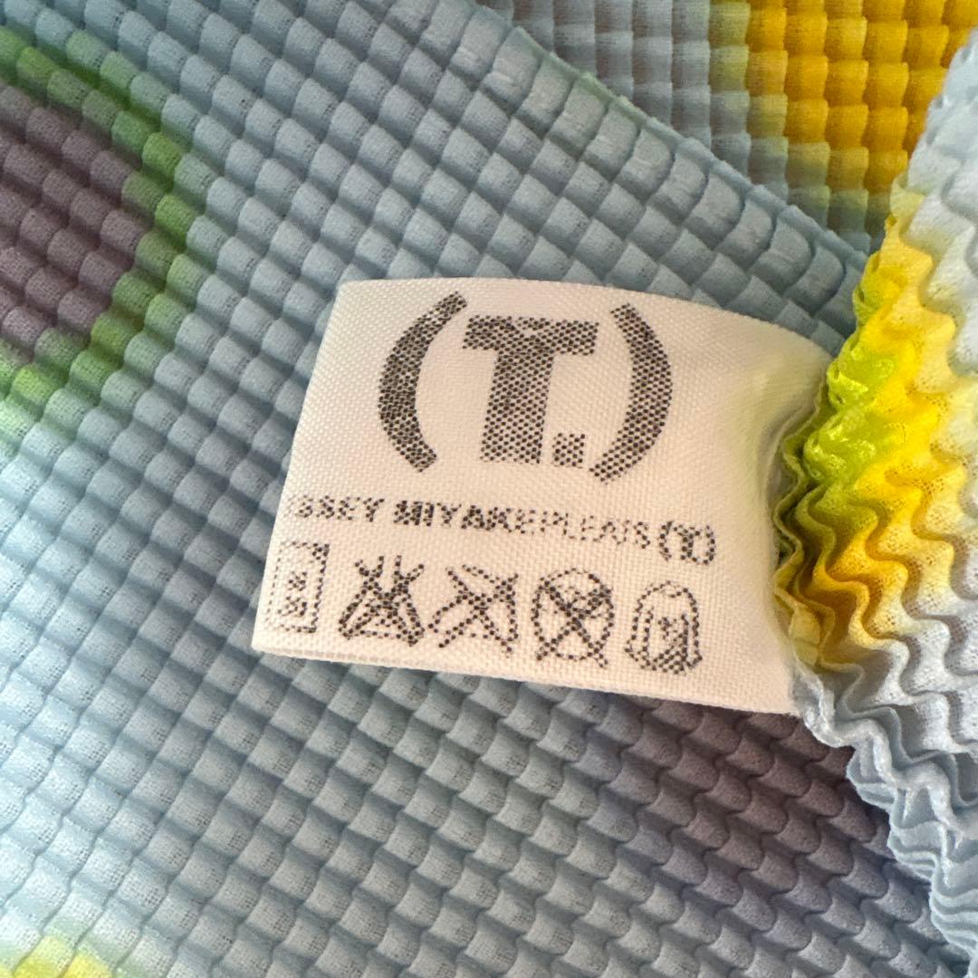 (T.) ISSEY MIYAKE 水色ドットデザイン半袖Tシャツ