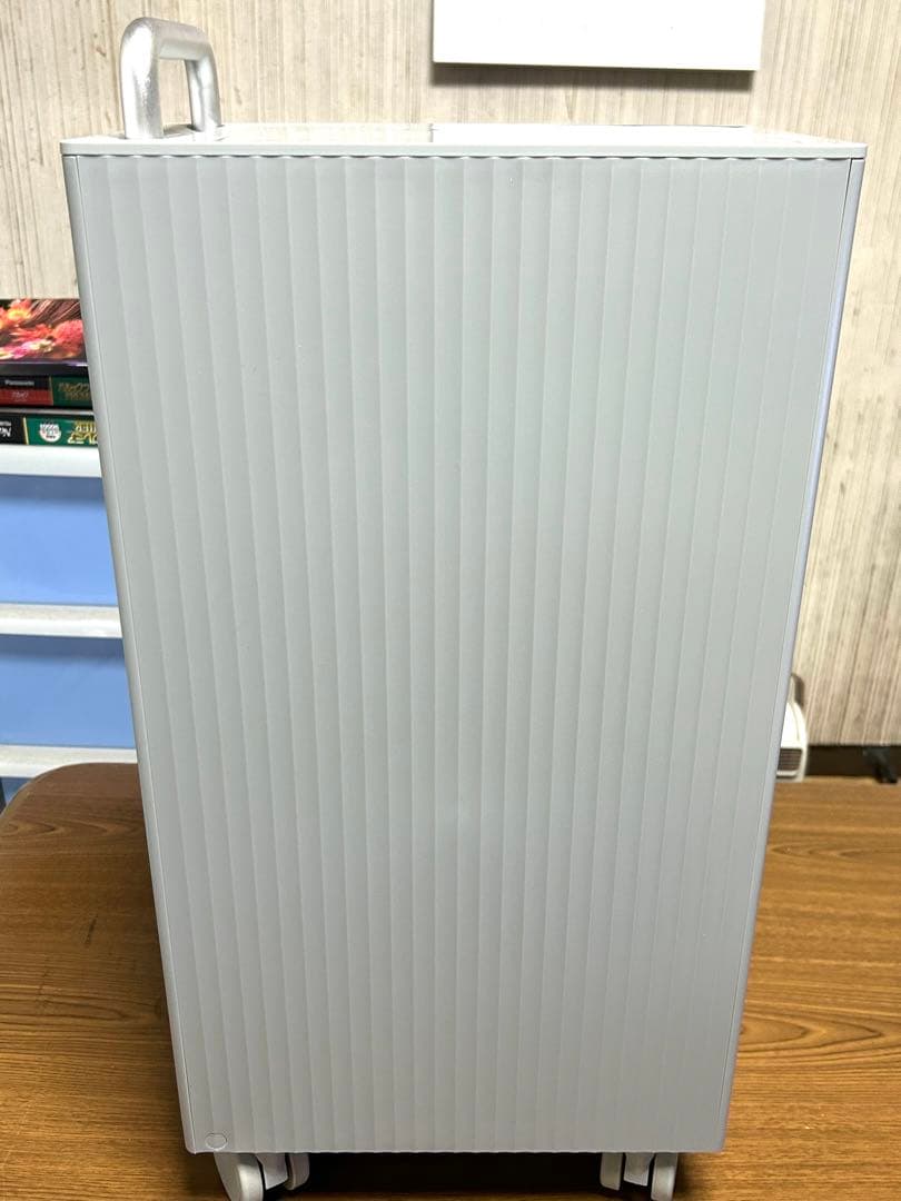 Cado 除湿機　DH-C7100