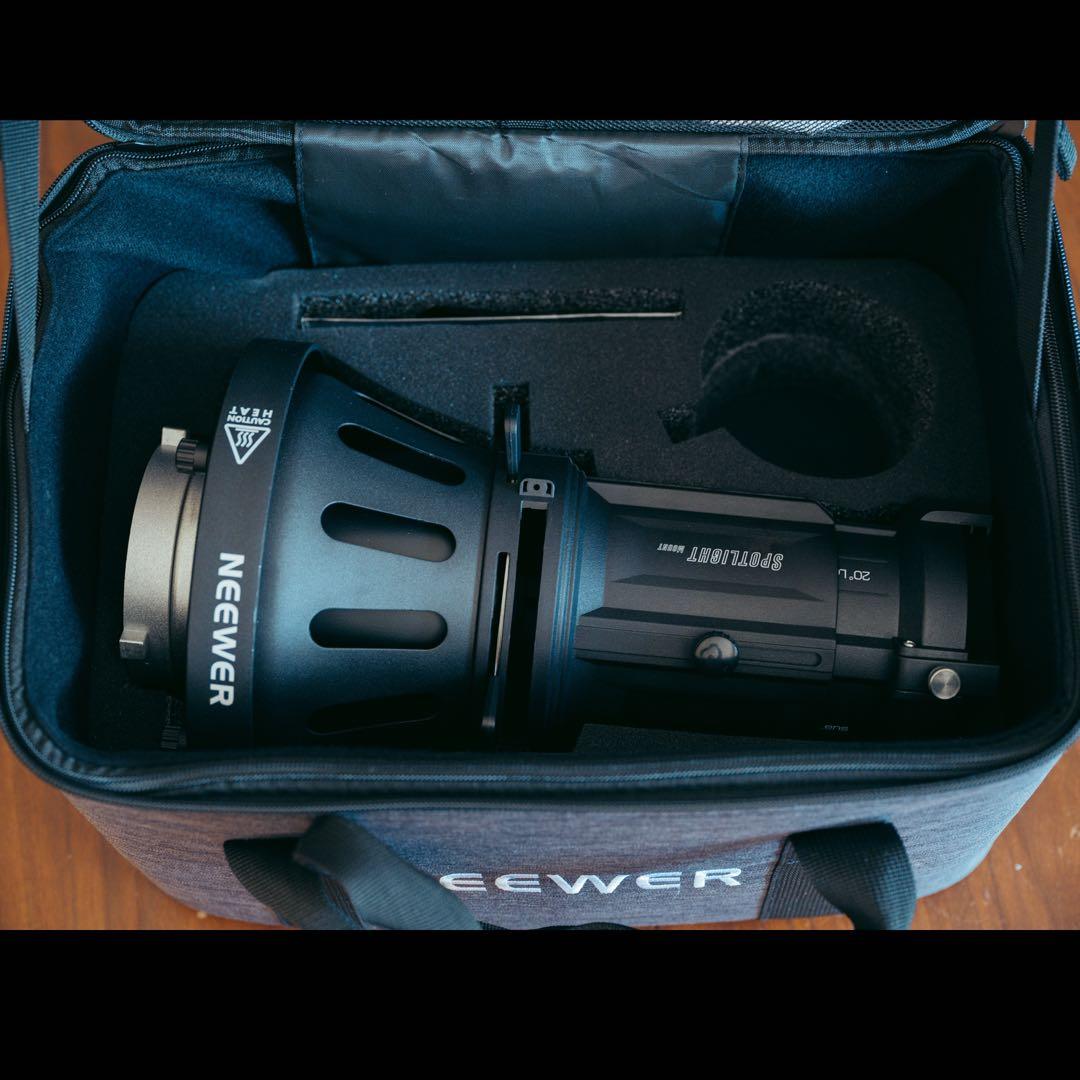 【値下げ】NEEWER SPOTLIGHT マウント 20° LS-39