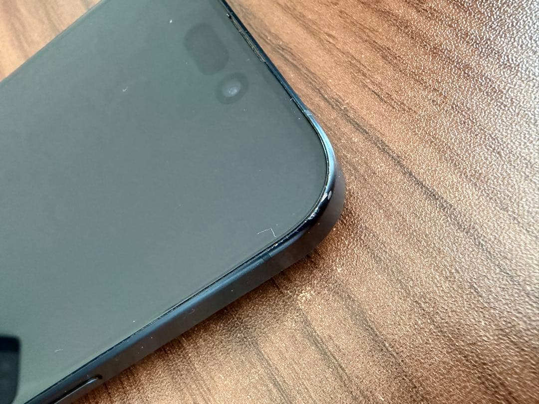 Apple iPhone 15 Pro本体 美品