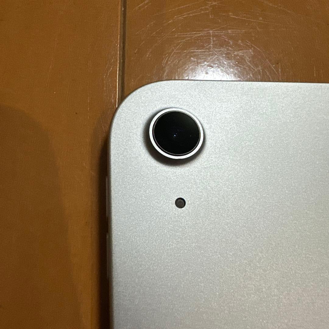 ipad 第10世代 10.9インチ 64GB シルバー　Logicool付