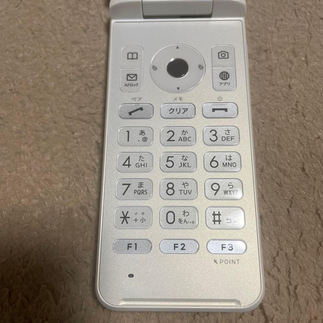 GRATINA 4G KYF31 白 ホワイト ガラケー SIMフリー 携帯電話