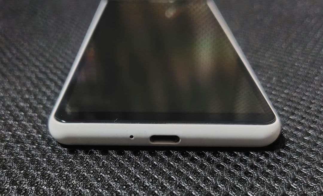 Xperia SO-41A ホワイト