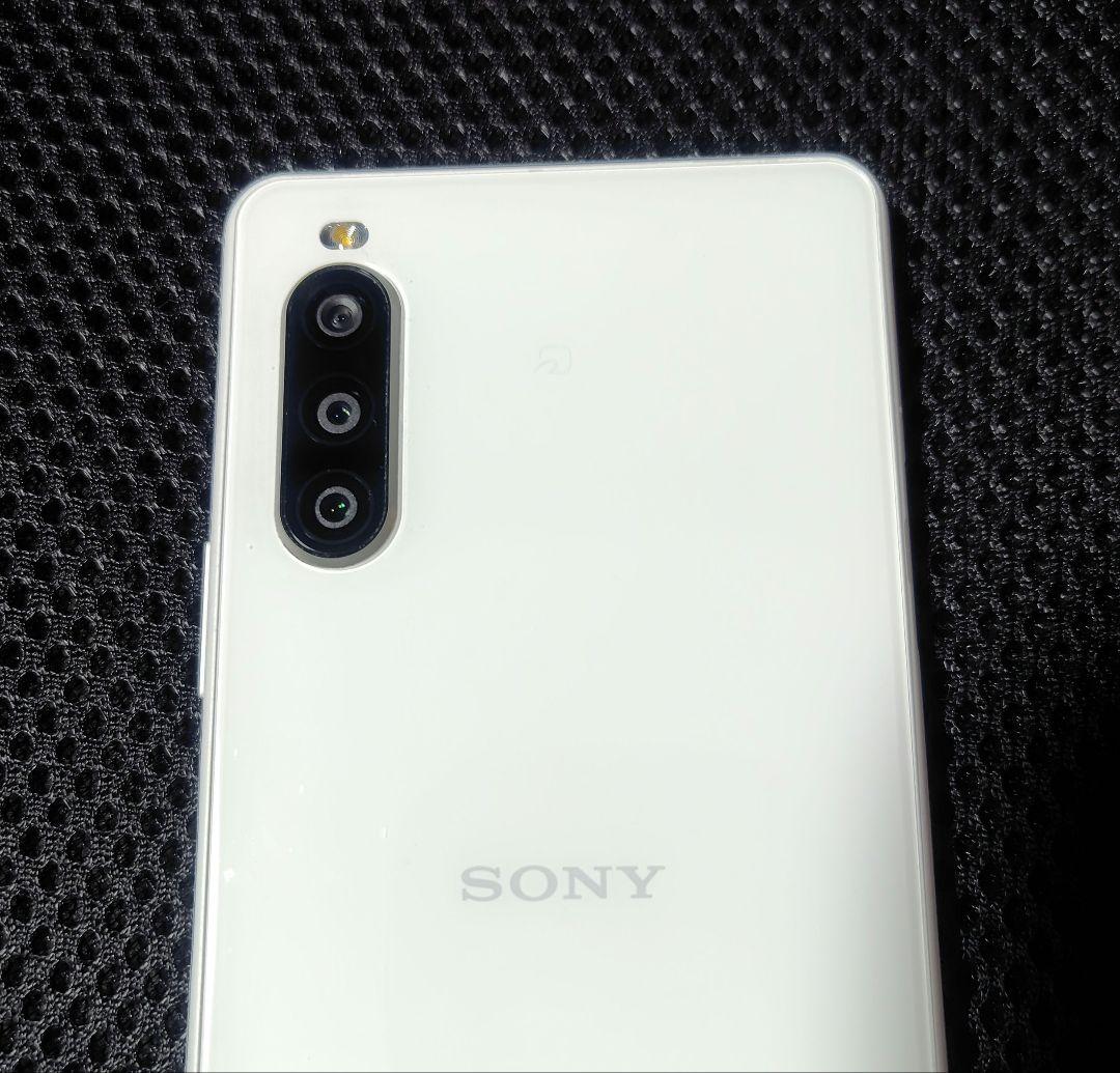 Xperia SO-41A ホワイト