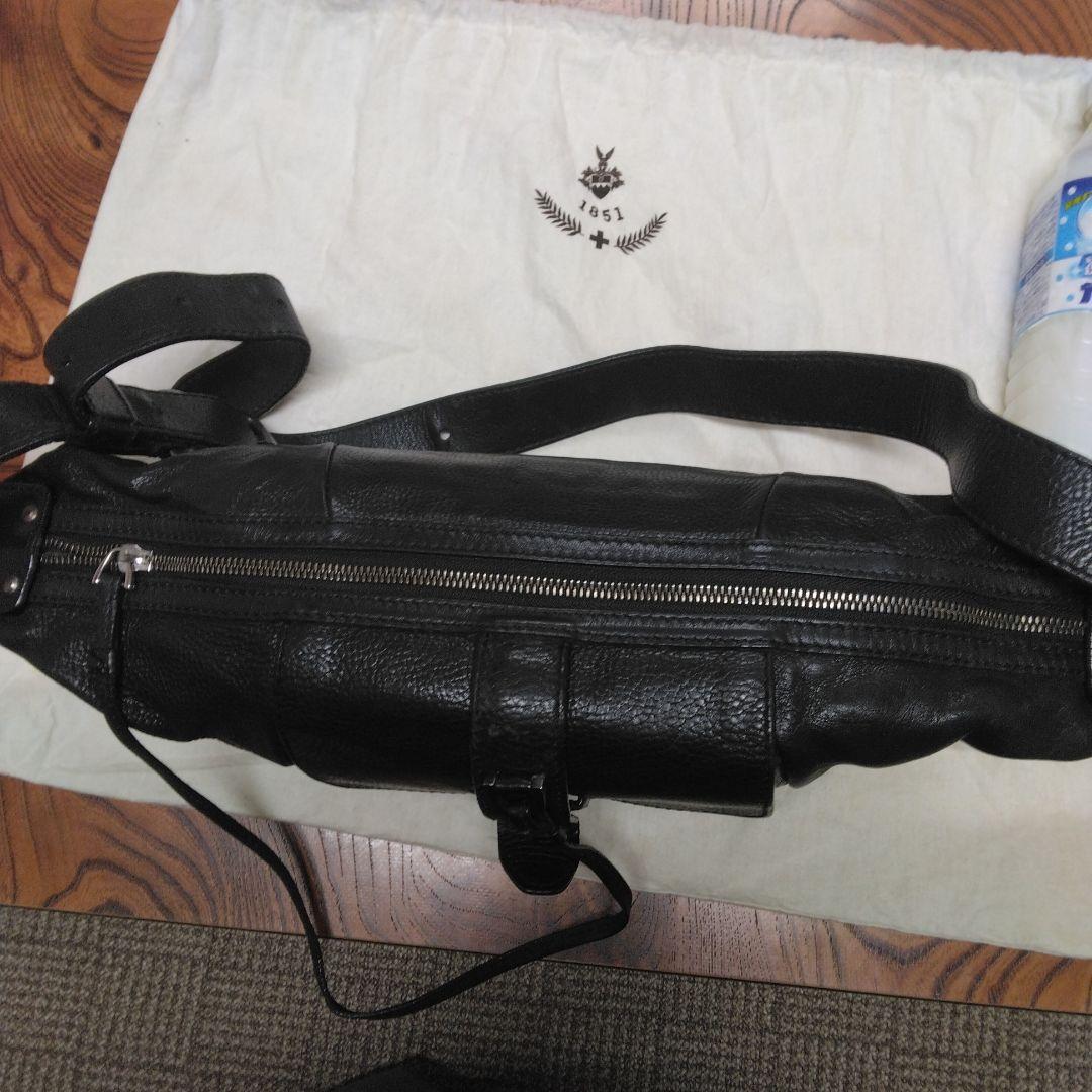 hideBALLY 黒 レザー ドラムバッグ