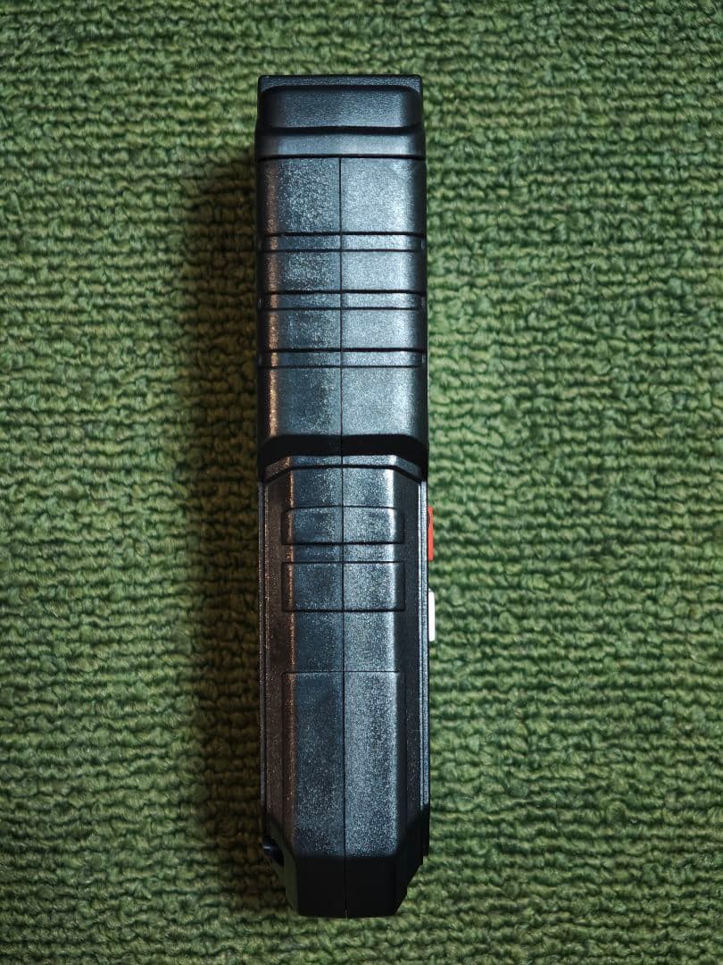 電磁波測定器　電磁波過敏症の環境調査に使用