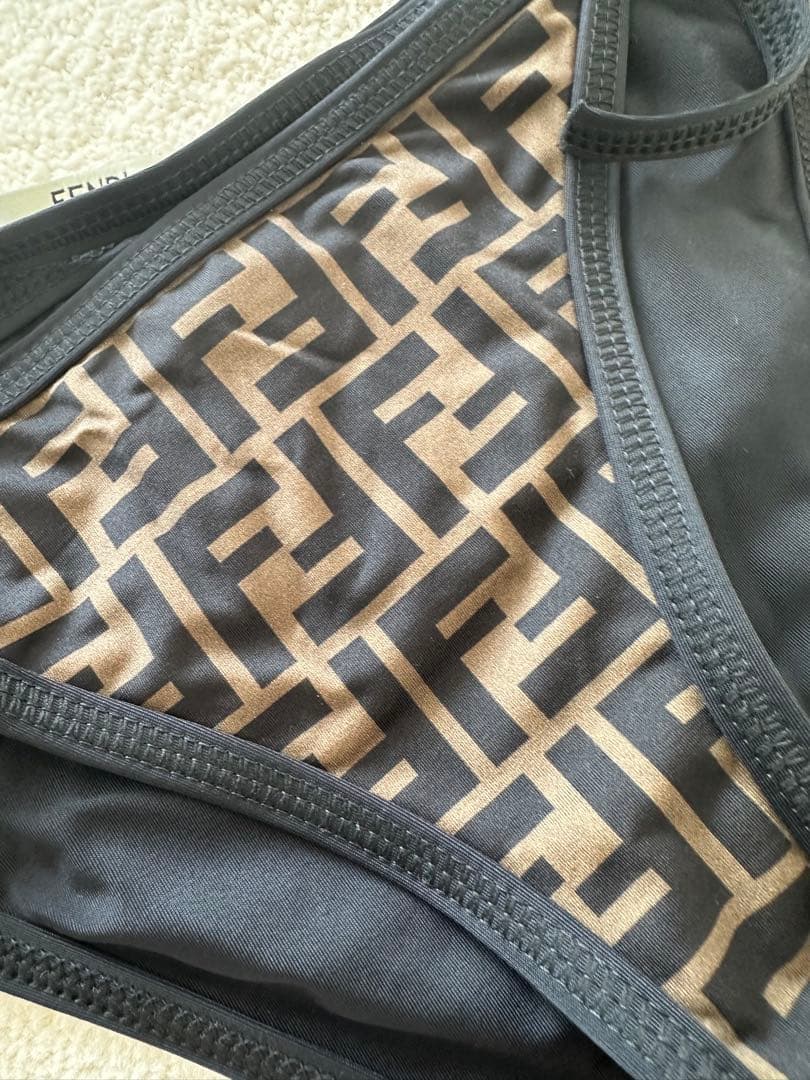 FENDI セパレート水着 サイズ40 収納袋付き