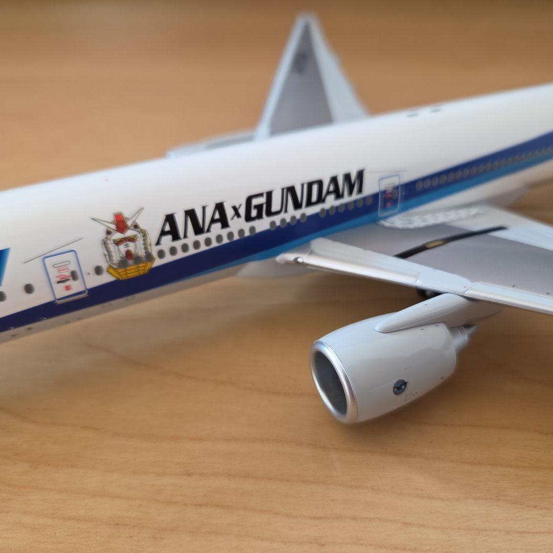 【ガンダム】ANA NH20035 B777-300 モデルプレーン1/200