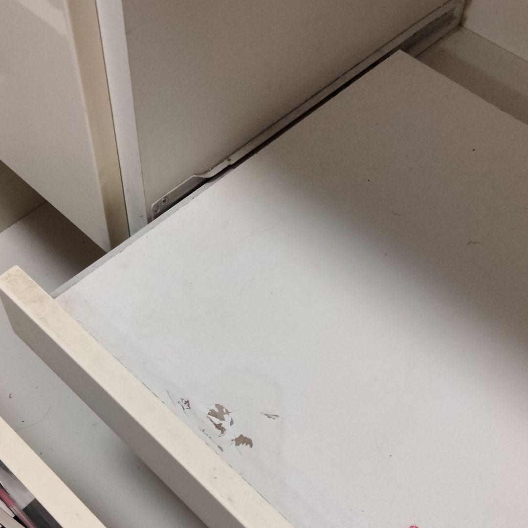 ニトリ　キッチンボード　 幅80×奥行41×高さ181cm