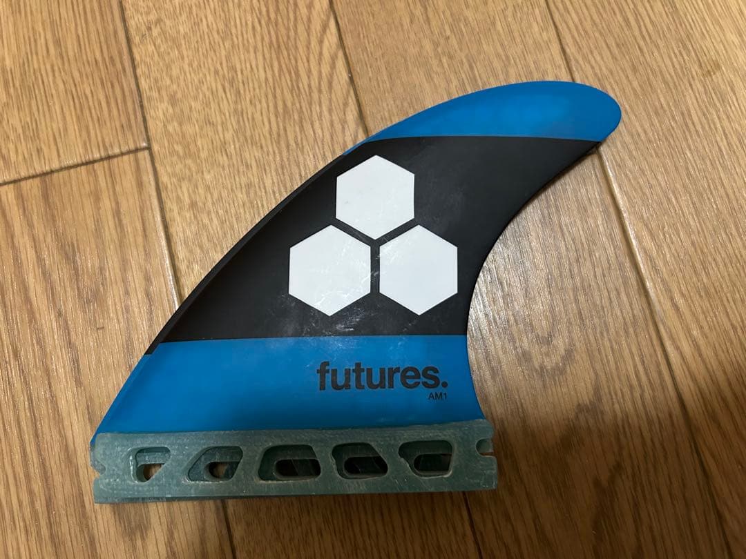 アルメリックフューチャーフィンMサイズ AM1 FUTURES FIN