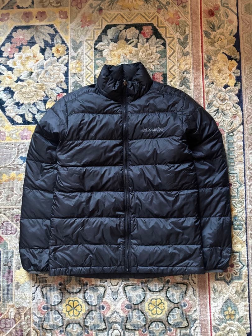 【美品】 Columbia ブラック パフ ダウンジャケット ライトダウン M