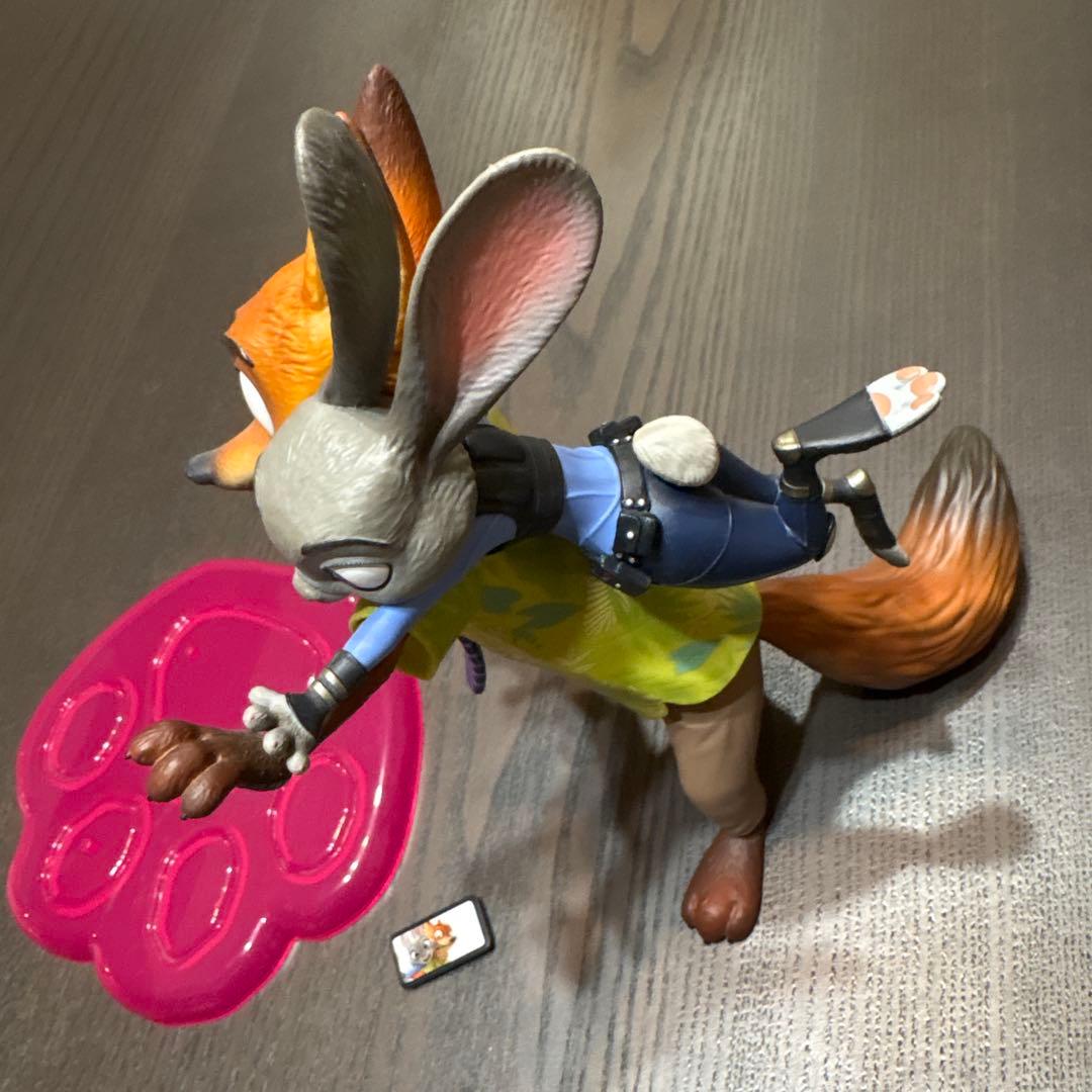 ズートピア　一番くじ　ニック&ジュディセルフィーフィギュア A賞