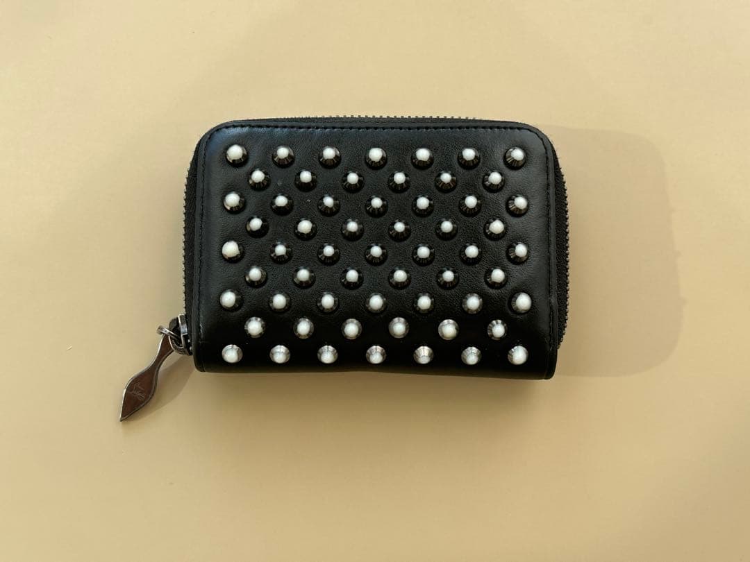 限定値下‼️クリスチャン　ルブタン ジップアラウンド　ミニウォレット　　財布