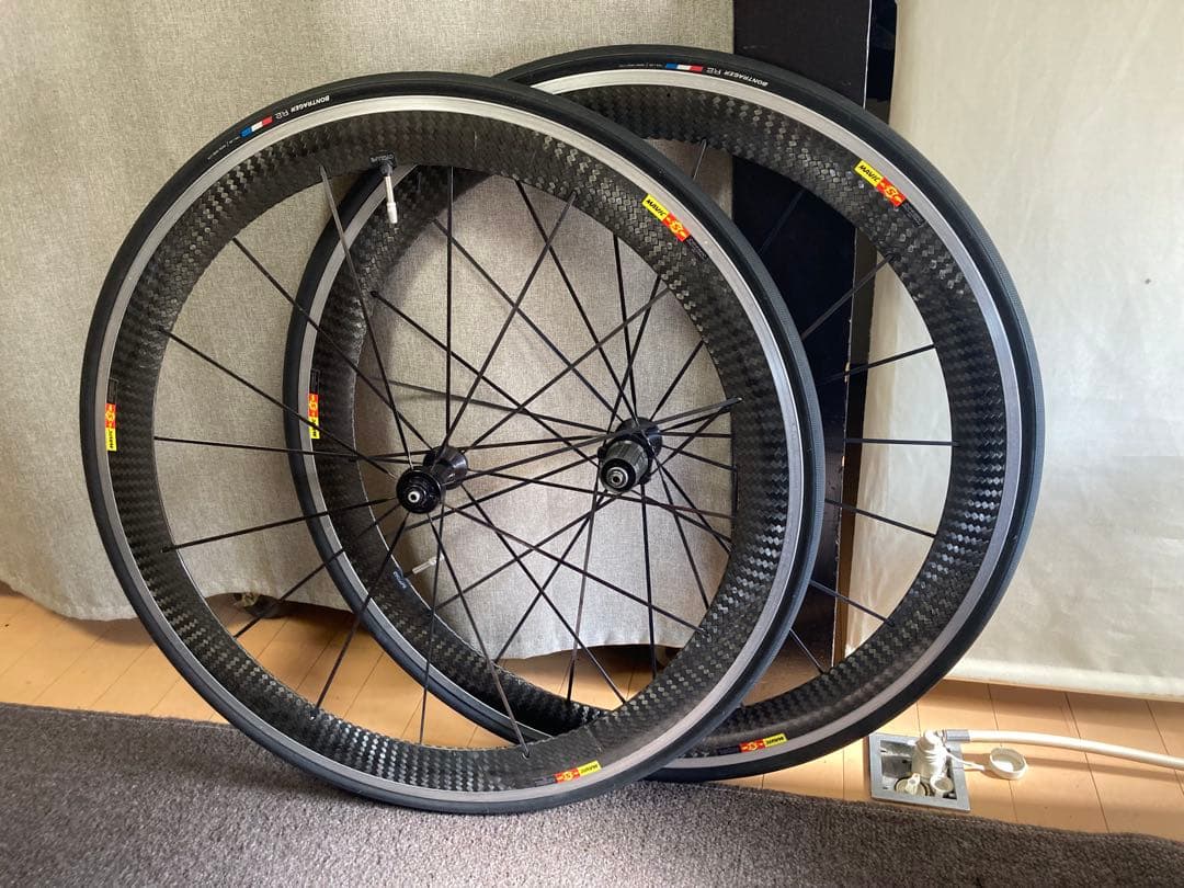 土日値下げ♫MAVIC Cosmicカーボンホイールタイヤ付