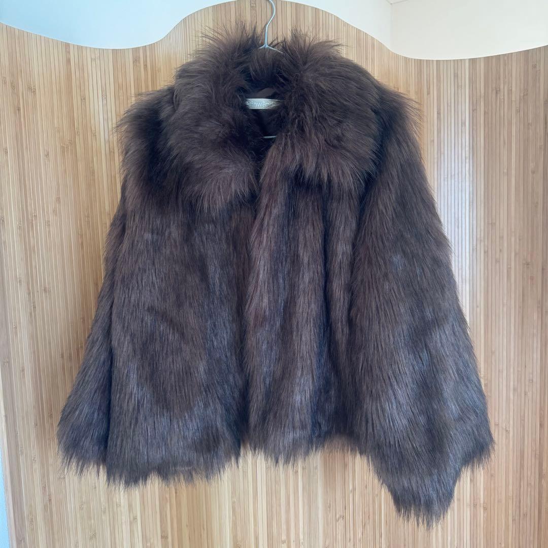 Leinwändeブラウン ファーコート Fサイズ