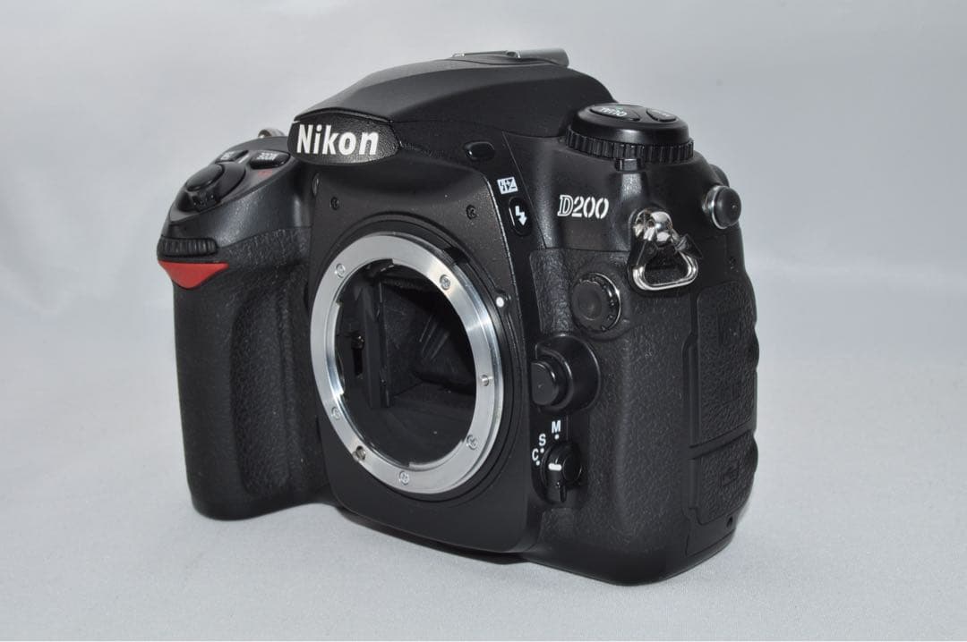 【動作OK】 Nikon ニコン D200 ボディ デジタル 一眼レフ カメラ