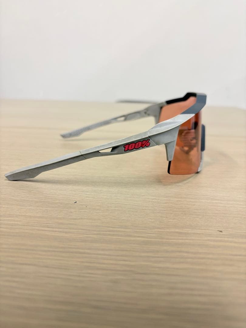 100%ワンハンドレッド スポーツサングラス サイクリング／ランニング ケース無