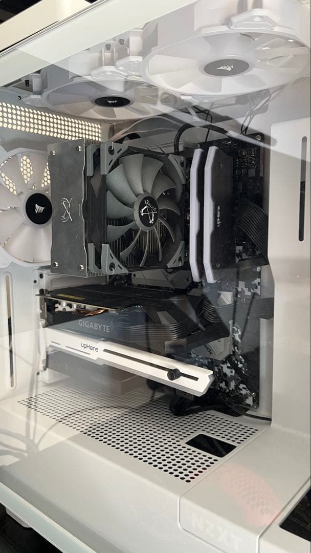 NZXT H7 Flow Corsair SP140 6基