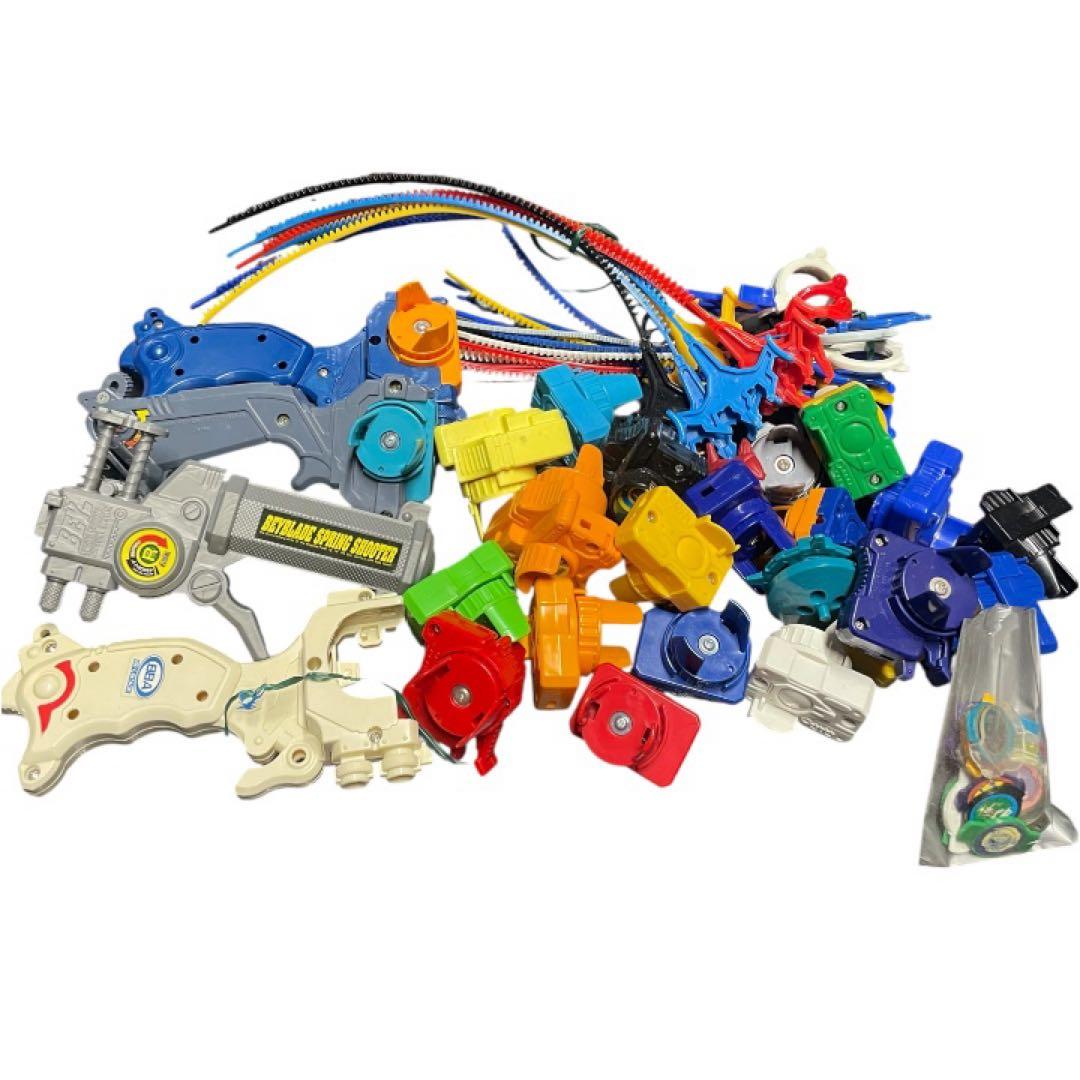 ベイブレード 大量まとめ売り セット ランチャー パーツ多数 ジャンク扱い